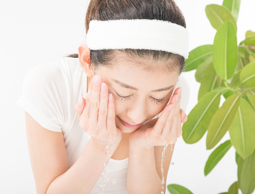 お肌が弱い人は水洗顔が効果あり!